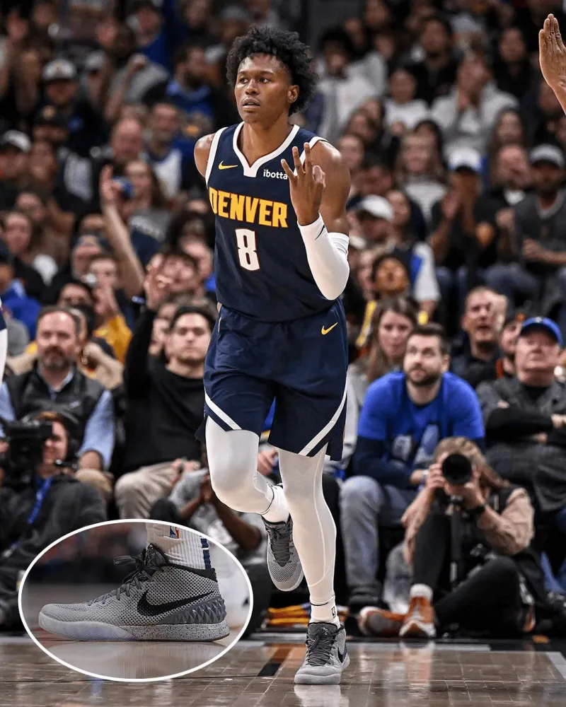 九游娱乐-钟爱怀旧感球鞋？Slamkicks盘点佩顿-沃特森穿着的多款球鞋