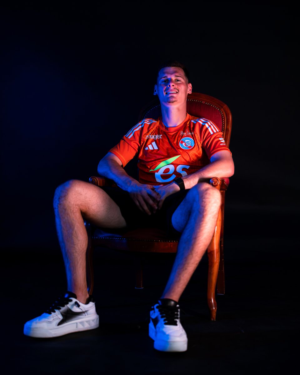 九游体育-官方：斯特拉斯堡免签前布里斯托尔城门将门将巴吉